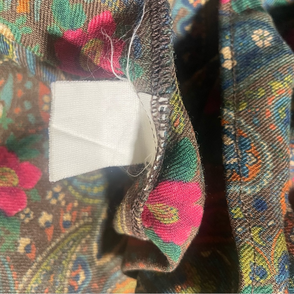 Perry Ellis Colorful Paisley Fabric - Picture 2 of 9